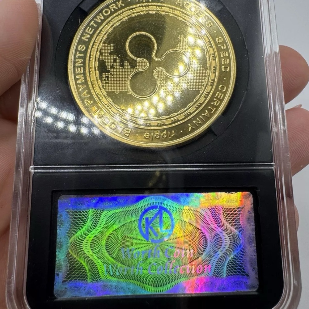 Gold Color Ripple Commemorative Coin - Picture 11 of 12